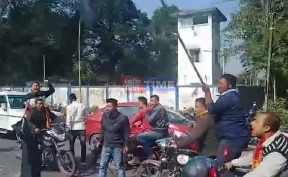 Assam: BJP President Ranjit Dass Shooed Away in Chabua