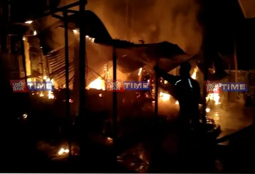 Massive fire breaks out in Matiya