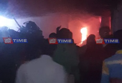 Massive fire burns down damp in Guwahati