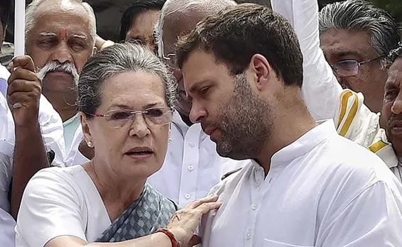 Congress sends PM copy of Constitution