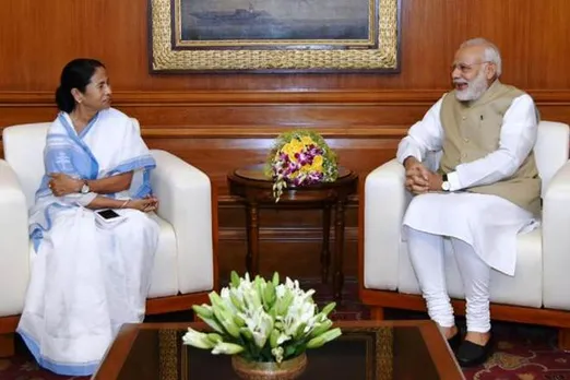 Mamata Meets PM Modi, Asks to Withdraw CAA