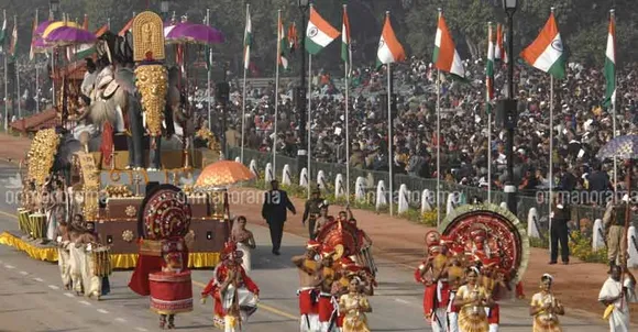 Opposition Slams Centre for Rejecting Tableaus