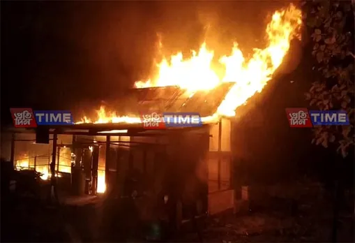 Massive fire erupts in rubber factory