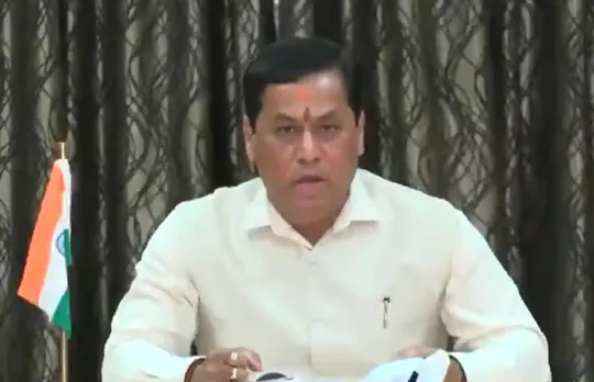Narrow mindedness must be avoided in this hour of crisis: CM