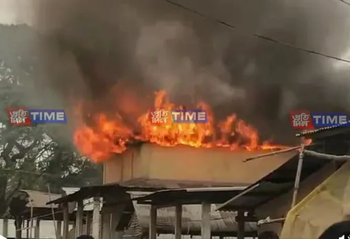 Massive Fire Breaks Out At Lanka