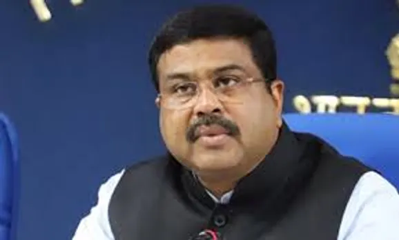 Baghjan Blowout: Union Minister reviews fire situation