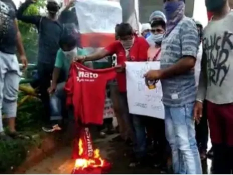 Zomato employees burn T-shirts to protest Chinese investment