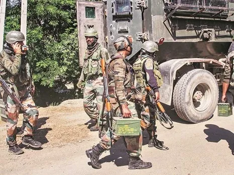 Chattisgarh: 1 CRPF Commando Killed, 7 Injured