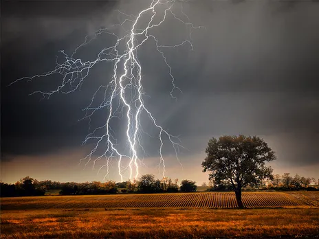 Lightning Strikes Playground, Footballer Dies