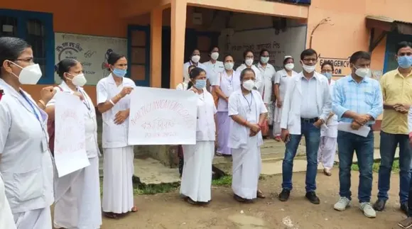 Amid Fight Against COVID-19, NHM Technicians Protest
