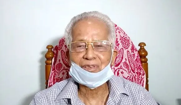Tarun Gogoi Thanks GMCH Staff After Being Discharged