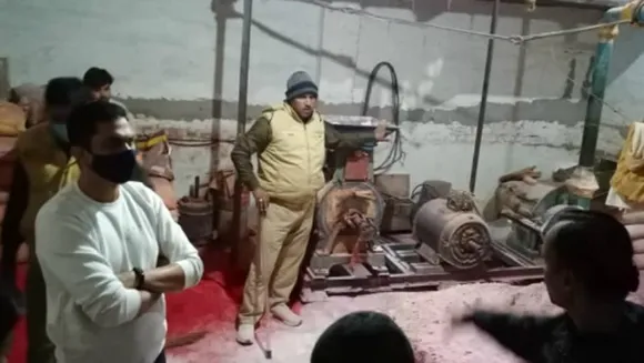 UP: Fake Spice Factory Using ‘Donkey Dung & Acid’ Raided By Cops