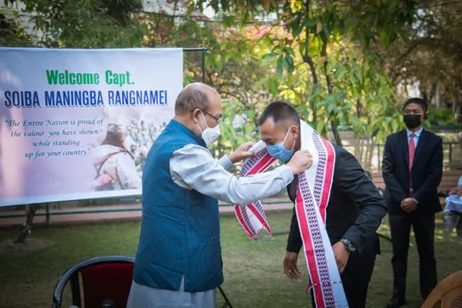 Captain Rangnamei Felicitated By Manipur CM For Bravery At Galwan Clash