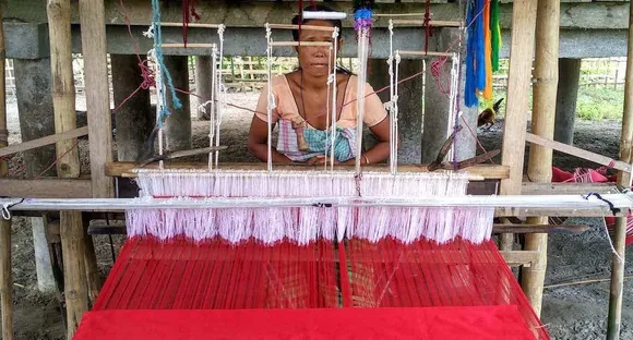 NER Has Highest Weavers, 88% Are Women: Smriti Irani