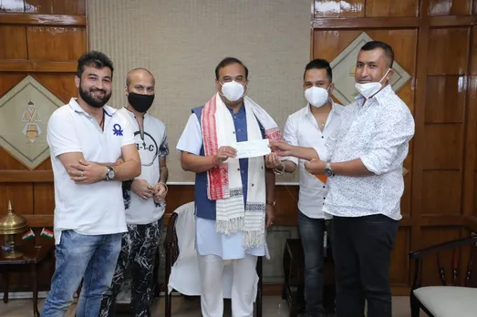 Zubeen Garg Donates ₹1 Lakh To CM Relief Fund For Boosting Covid Vaccination Drive