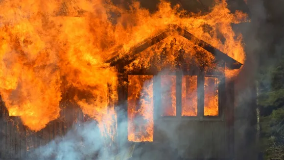 Delhi: Massive Blaze Guts Over 50 Rohingya Refugee Shantis
