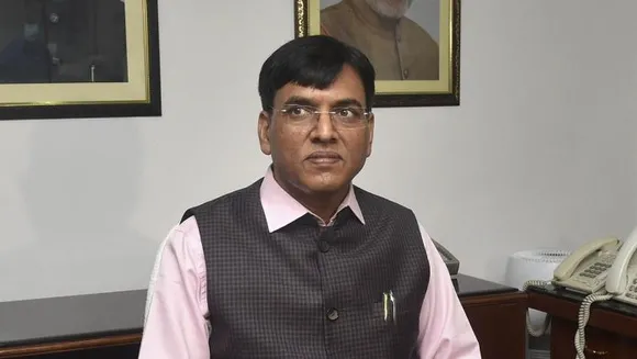 Mansukh Mandaviya Expresses Dissatisfaction Over Delay in Construction of AIIMS