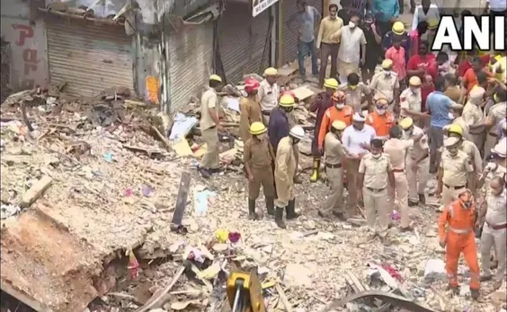 Delhi: 4 Storey Building Collapses, Many Fear Trapped