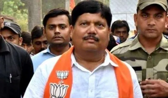 West Bengal: BJP MP Arjun Singh’s House Attacked With Crude Bombs