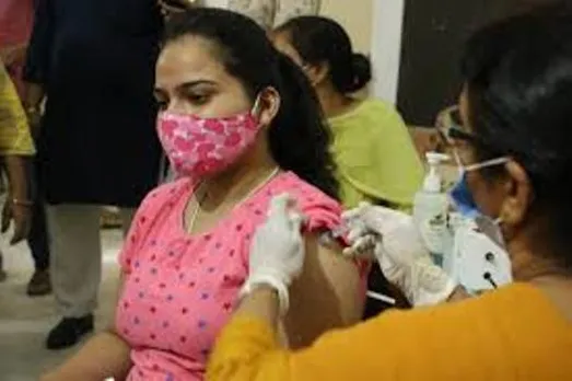 India Crosses 100Cr COVID-19 Vaccination Milestone