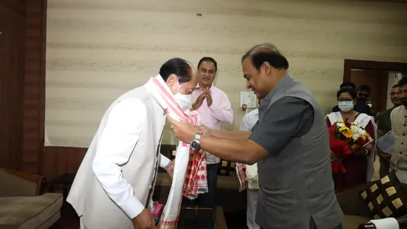 Assam CM Holds Meeting With Nagaland Counterpart In Jorhat