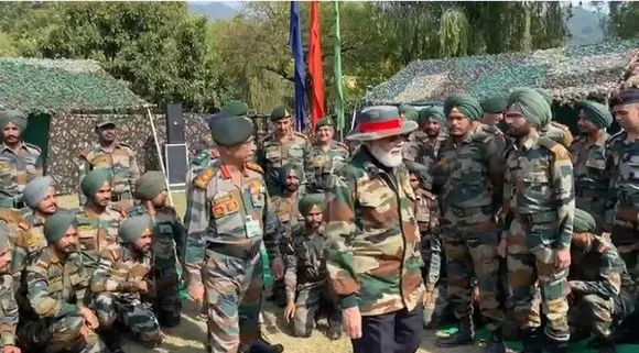 PM Modi In J&K, Celebrates Diwali With Soldiers