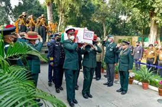 17-Gun Salute For General Bipin Rawat At Funeral Today