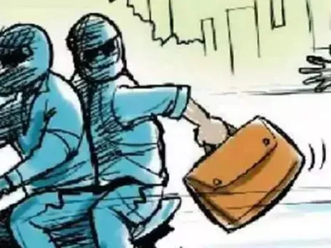 Byrnihat: Bike-Borne Miscreants Loot ₹2.50 Lakhs From Petrol Depot