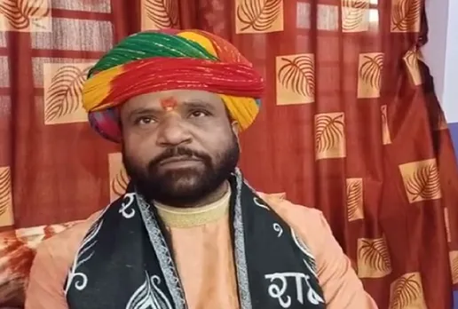 Another Religious Leader Gives Controversial Remark Against Mahatma Gandhi, Case Registered