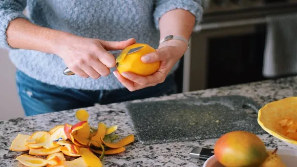 Mango peels