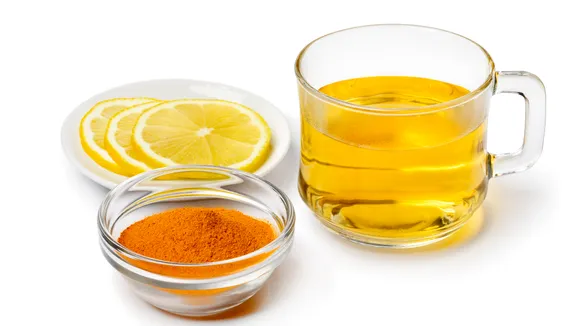 Lemon And Turmeric Water