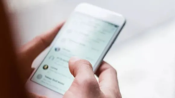 WhatsApp message claims that the Ministry of Finance is offering financial aid of 46,715 rupees