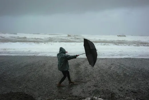 cyclone dana live updates