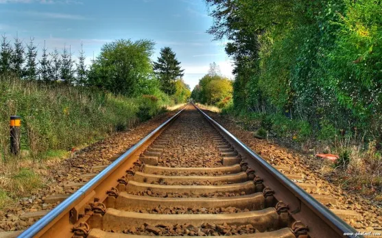 railway-track-pic