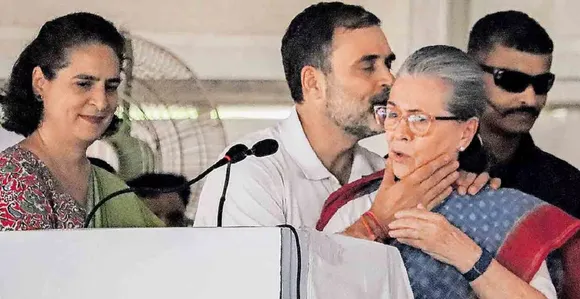 rahul sonia Untitled.d0.jpg