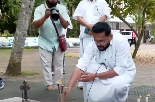 sarin visited oommen chandies tomb
