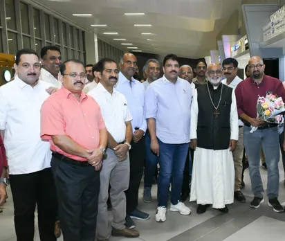 സീറോ മലബാര്‍ സഭയുടെ തലവനും പിതാവുമായ മേജര്‍ ആര്‍ച്ച് ബിഷപ്പ് മാര്‍ റാഫേല്‍ തട്ടിലിന് ഉജ്ജ്വല സ്വീകരണമൊരുക്കി എസ്എംസിഎ കുവൈറ്റ്‌