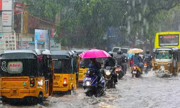 Schools closed in some Tamil Nadu districts as heavy rainfall continues