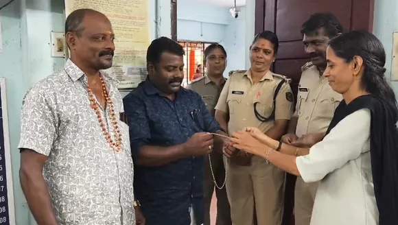 lost gold handed over