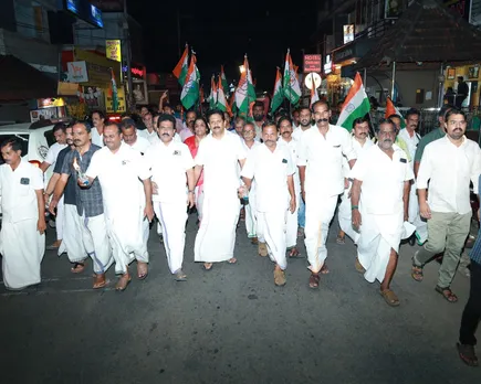 protest against kseb sumesh achuthan