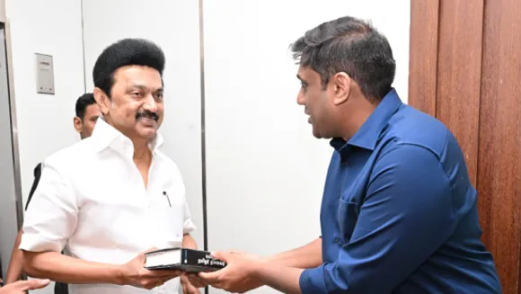 stalin-kochi-1124074