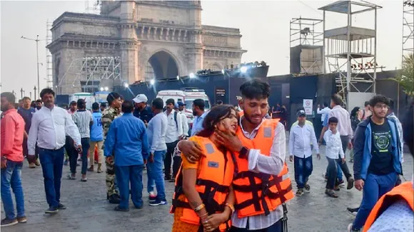 People screamed for help, never seen such tragedy: Mumbai boat accident responders