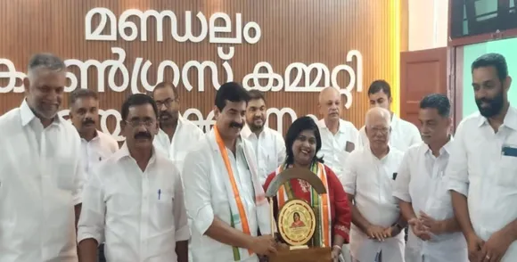 അയർക്കുന്നം മണ്ഡലം കോൺഗ്രസ് കമ്മിറ്റിയുടെ ആഭിമുഖ്യത്തിൽ നവീകരിച്ച 'ഉമ്മൻ‌ചാണ്ടി കൾച്ചറൽ സെന്റർ' ഉദ്ഘാടനവും ഓ ഐ സി സി - യു.കെ നാഷണൽ പ്രസിഡന്റിന് സ്വീകരണവും സംഘടിപ്പിച്ചു