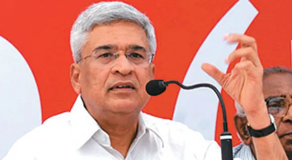 prakash-karat-1