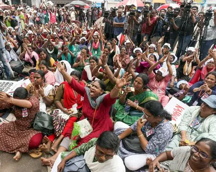 asha workers protest started