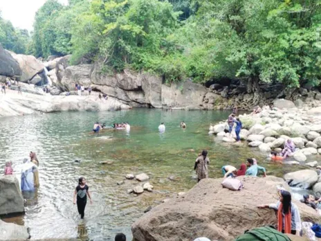 pathankayam waterfalls