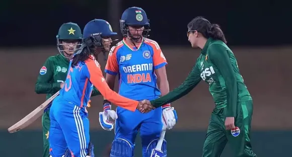 Women pakistan cr
