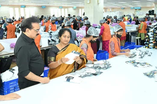 Untitledtharoorrkitex