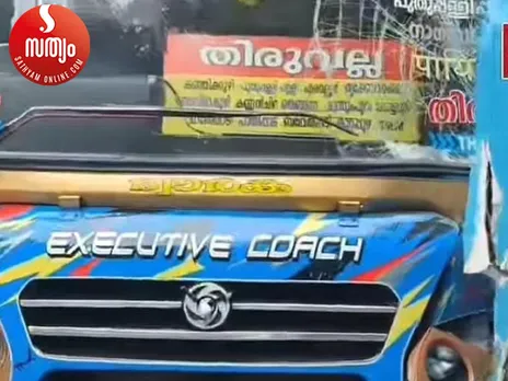 bus accident puthuppally-2