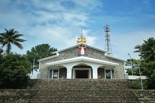 VEELLIKULAM SUNDAY SCHOOL